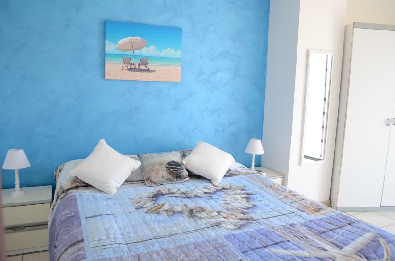 Santanna Beach House - Fondachello-Apartments Com Mascali Exterior foto